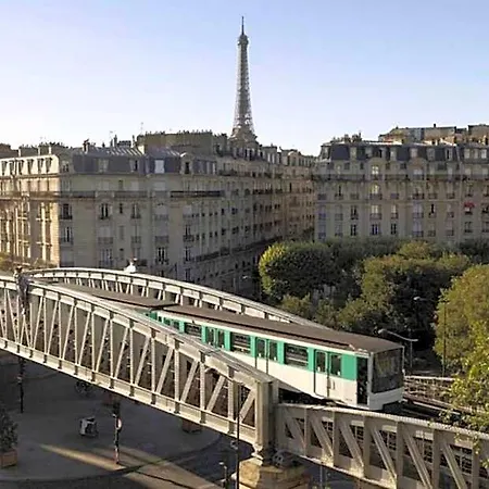 Luxury 10 Min From Eiffel Tower Apartment